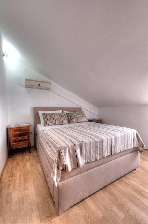 Wukovic Apartments Tivat Luaran gambar