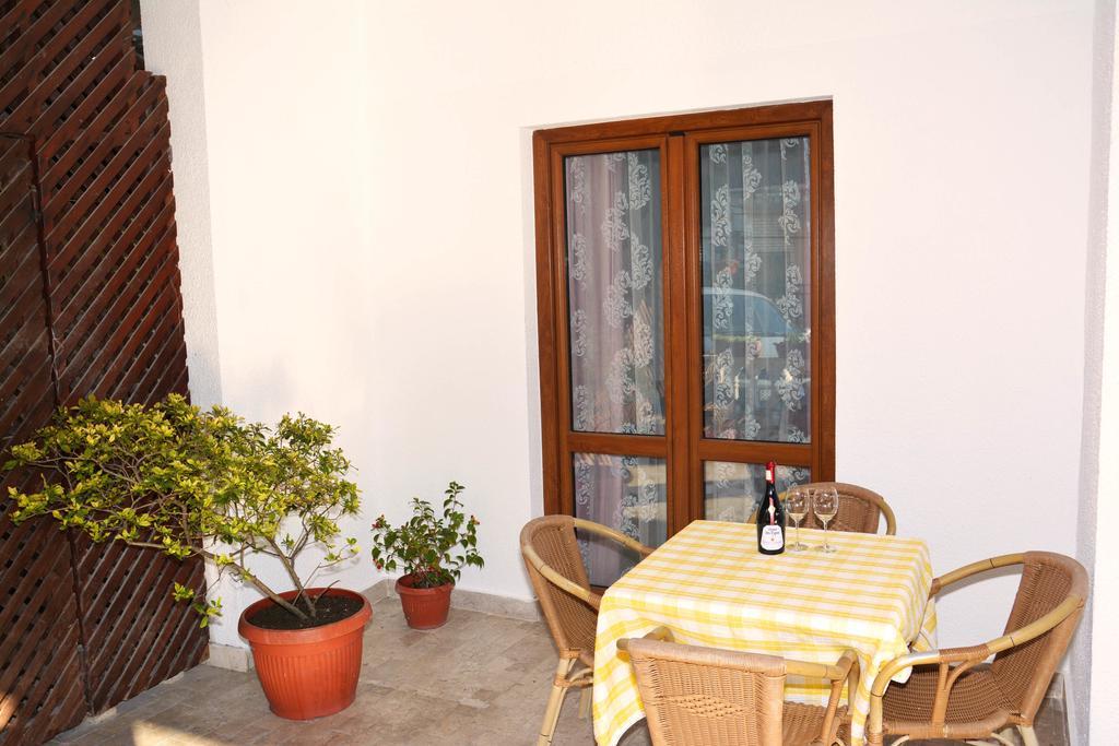 Wukovic Apartments Tivat Luaran gambar