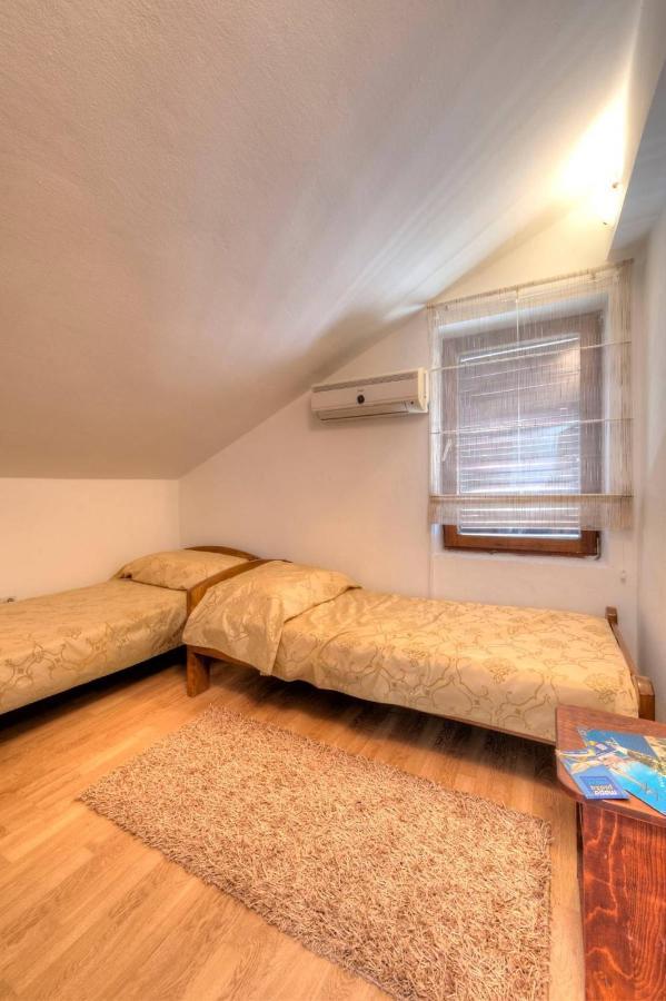 Wukovic Apartments Tivat Luaran gambar
