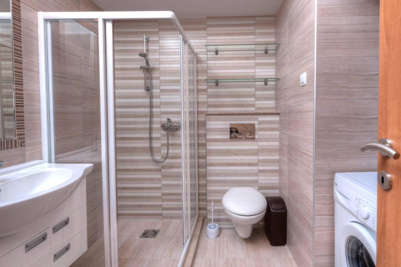 Wukovic Apartments Tivat Luaran gambar