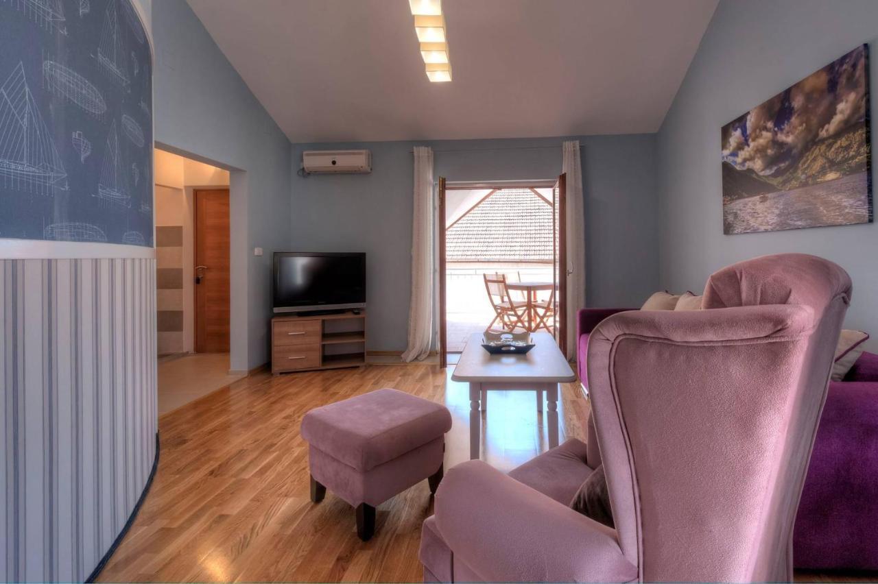 Wukovic Apartments Tivat Luaran gambar